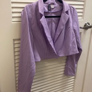 h&m cropped lavender blazer with button